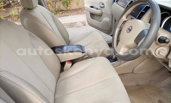 Nunua Ilio tumika Nissan tiida Fedha Gari ndani ya Nairobi nchini Nairobi Nunua Ilio tumika Nissan tiida Fedha Gari ndani ya Nairobi nchini Nairobi