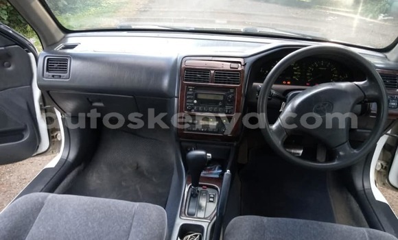 Nunua Ilio tumika Toyota Carina Nyeupe Gari ndani ya Nairobi nchini Nairobi Nunua Ilio tumika Toyota Carina Nyeupe Gari ndani ya Nairobi nchini Nairobi