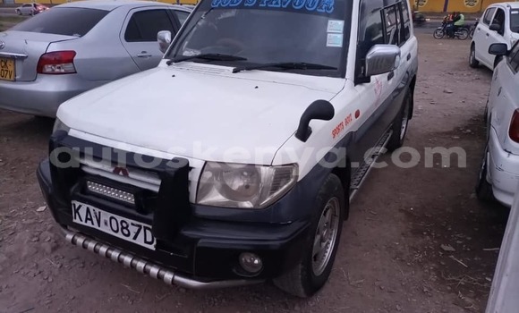 Nunua Ilio tumika Mitsubishi Pajero iO Nyeupe Gari ndani ya Nairobi nchini Nairobi Nunua Ilio tumika Mitsubishi Pajero iO Nyeupe Gari ndani ya Nairobi nchini Nairobi