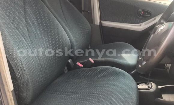 Nunua Ilio tumika Toyota Vitz Nyeusi Gari ndani ya Nairobi nchini Nairobi Nunua Ilio tumika Toyota Vitz Nyeusi Gari ndani ya Nairobi nchini Nairobi