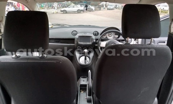 Nunua Ilio tumika Mazda Demio Fedha Gari ndani ya Nairobi nchini Nairobi Nunua Ilio tumika Mazda Demio Fedha Gari ndani ya Nairobi nchini Nairobi