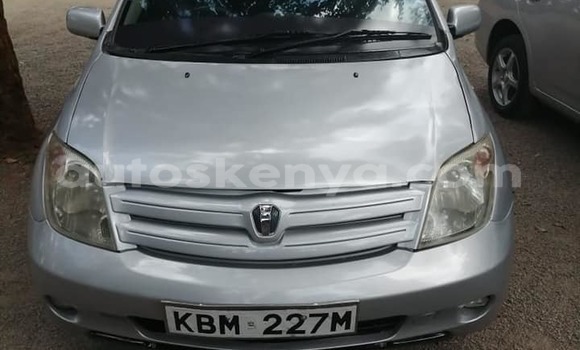 Nunua Ilio tumika Toyota IST Fedha Gari ndani ya Nairobi nchini Nairobi