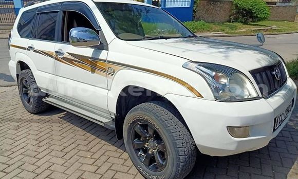 Buy Used Toyota Land Cruiser Prado White Car in Nairobi in Nairobi Buy Used Toyota Land Cruiser Prado White Car in Nairobi in Nairobi