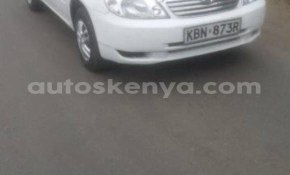 Oofamaa Toyota Corolla White Makiinaa iti Nairobi keessatti Nairobi keessatti