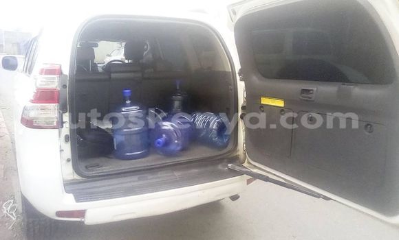 Buy Used Toyota Land Cruiser Prado White Car in Nairobi in Nairobi Buy Used Toyota Land Cruiser Prado White Car in Nairobi in Nairobi