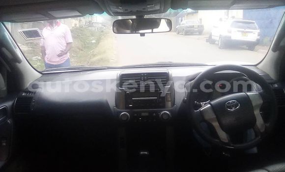 Buy Used Toyota Land Cruiser Prado White Car in Nairobi in Nairobi Buy Used Toyota Land Cruiser Prado White Car in Nairobi in Nairobi