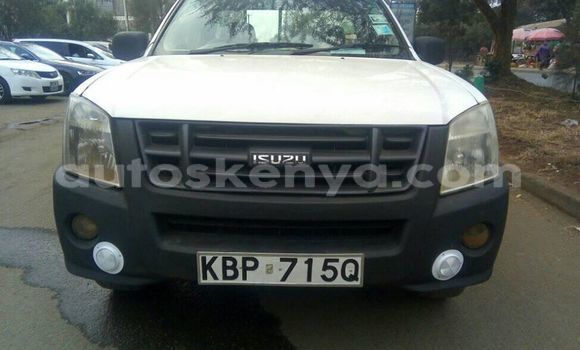 Nunua Ilio tumika Isuzu D–MAX Nyeupe Gari ndani ya Nairobi nchini Nairobi Nunua Ilio tumika Isuzu D–MAX Nyeupe Gari ndani ya Nairobi nchini Nairobi