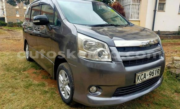 Buy Used Toyota Noah Blue Car in Nairobi in Nairobi