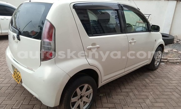 Oofamaa Toyota Passo White Makiinaa iti Nairobi keessatti Nairobi keessatti Oofamaa Toyota Passo White Makiinaa iti Nairobi keessatti Nairobi keessatti