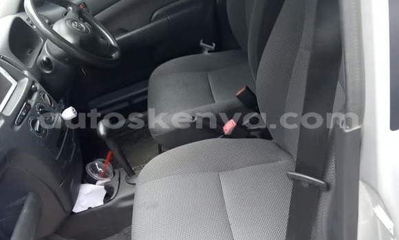 Oofamaa Toyota Succeed Silver Makiinaa iti Nairobi keessatti Nairobi keessatti Oofamaa Toyota Succeed Silver Makiinaa iti Nairobi keessatti Nairobi keessatti