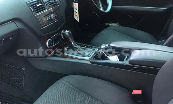 Nunua Ilio tumika Mercedes‒Benz C–Class Nyeupe Gari ndani ya Nairobi nchini Nairobi Nunua Ilio tumika Mercedes‒Benz C–Class Nyeupe Gari ndani ya Nairobi nchini Nairobi