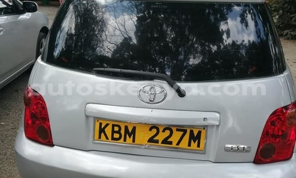 Nunua Ilio tumika Toyota IST Fedha Gari ndani ya Nairobi nchini Nairobi Nunua Ilio tumika Toyota IST Fedha Gari ndani ya Nairobi nchini Nairobi
