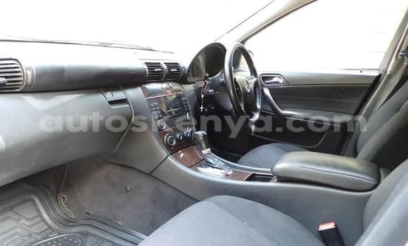 Nunua Ilio tumika Mercedes‒Benz C–Class Fedha Gari ndani ya Nairobi nchini Nairobi Nunua Ilio tumika Mercedes‒Benz C–Class Fedha Gari ndani ya Nairobi nchini Nairobi