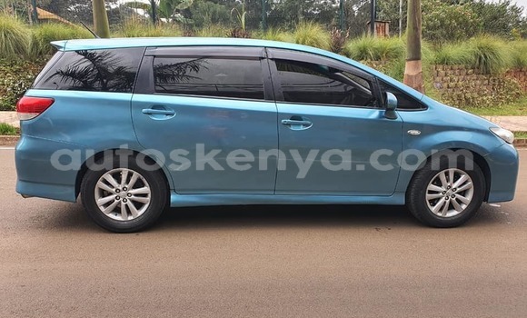 Nunua Ilio tumika Toyota Wish Bluu Gari ndani ya Nairobi nchini Nairobi