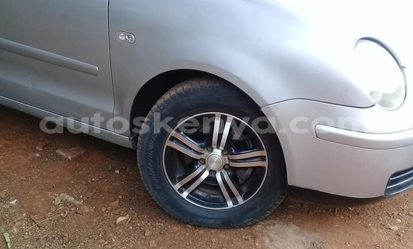 Nunua Ilio tumika Volkswagen Polo Fedha Gari ndani ya Nairobi nchini Nairobi