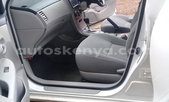 Oofamaa Toyota Axio White Makiinaa iti Nairobi keessatti Nairobi keessatti Oofamaa Toyota Axio White Makiinaa iti Nairobi keessatti Nairobi keessatti