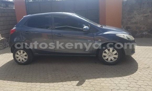 Oofamaa Mazda Demio Blue Makiinaa iti Nairobi keessatti Nairobi keessatti Oofamaa Mazda Demio Blue Makiinaa iti Nairobi keessatti Nairobi keessatti