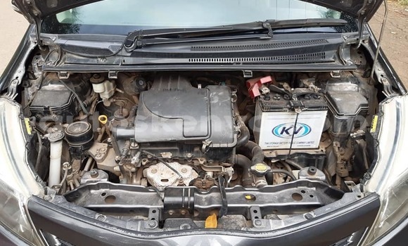 Oofamaa Toyota Vitz Black Makiinaa iti Nairobi keessatti Nairobi keessatti Oofamaa Toyota Vitz Black Makiinaa iti Nairobi keessatti Nairobi keessatti