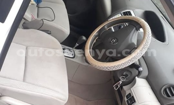 Oofamaa Toyota Belta White Makiinaa iti Nairobi keessatti Nairobi keessatti Oofamaa Toyota Belta White Makiinaa iti Nairobi keessatti Nairobi keessatti