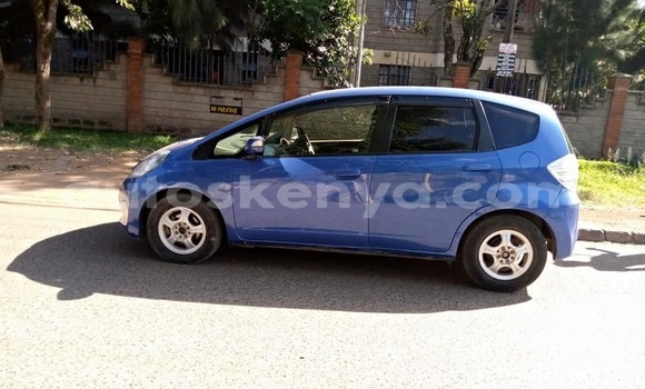 Buy Used Honda Fit Blue Car in Nairobi in Nairobi Buy Used Honda Fit Blue Car in Nairobi in Nairobi