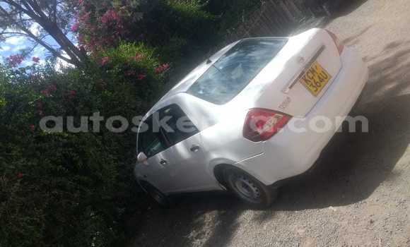 Nunua Ilio tumika Nissan tiida Nyeupe Gari ndani ya Nairobi nchini Nairobi Nunua Ilio tumika Nissan tiida Nyeupe Gari ndani ya Nairobi nchini Nairobi