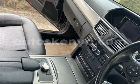 Buy Import Mercedes‒Benz E–Class Black Car in Athi River in Nairobi Buy Import Mercedes‒Benz E–Class Black Car in Athi River in Nairobi