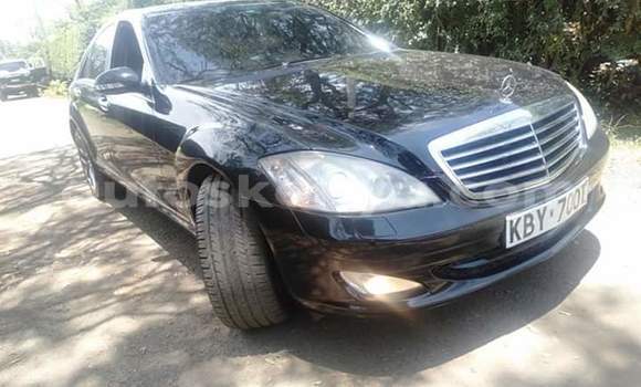 Nunua Ilio tumika Mercedes‒Benz S-klasse Nyeusi Gari ndani ya Nairobi nchini Nairobi