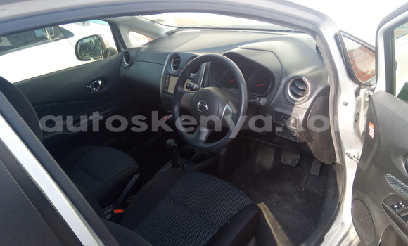 Nunua Mpya Nissan Note Fedha Gari ndani ya Mombasa nchini Kenya ya Pwani Nunua Mpya Nissan Note Fedha Gari ndani ya Mombasa nchini Kenya ya Pwani