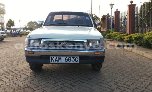 Oofamaa Toyota Pickup Beige Makiinaa iti Isiolo keessatti East Kenya keessatti Oofamaa Toyota Pickup Beige Makiinaa iti Isiolo keessatti East Kenya keessatti