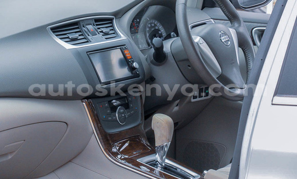 Nunua Imported Nissan Bluebird Fedha Gari ndani ya Nairobi nchini Nairobi Nunua Imported Nissan Bluebird Fedha Gari ndani ya Nairobi nchini Nairobi