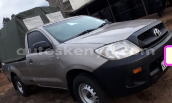 Nunua Ilio tumika Toyota Hilux Fedha Gari ndani ya Nairobi nchini Nairobi Nunua Ilio tumika Toyota Hilux Fedha Gari ndani ya Nairobi nchini Nairobi