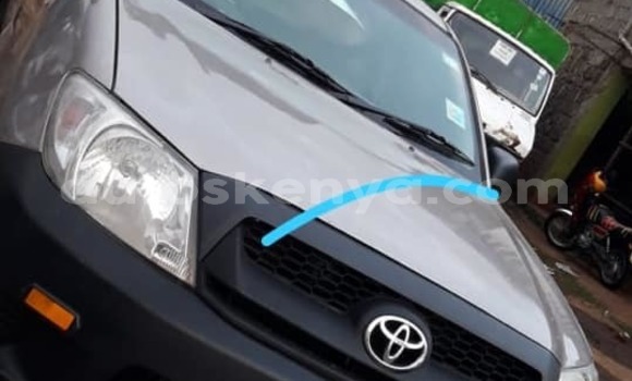 Nunua Ilio tumika Toyota Hilux Fedha Gari ndani ya Nairobi nchini Nairobi Nunua Ilio tumika Toyota Hilux Fedha Gari ndani ya Nairobi nchini Nairobi