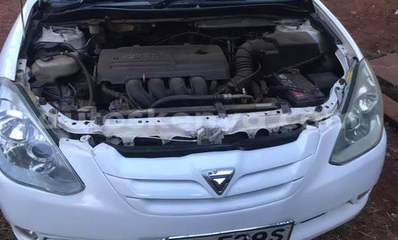 Nunua Ilio tumika Toyota Caldina Fedha Gari ndani ya Nairobi nchini Nairobi Nunua Ilio tumika Toyota Caldina Fedha Gari ndani ya Nairobi nchini Nairobi