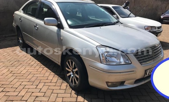 Oofamaa Toyota Premio Silver Makiinaa iti Nairobi keessatti Nairobi keessatti