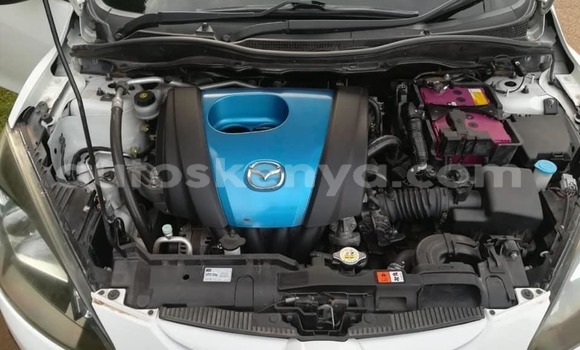 Nunua Ilio tumika Mazda Demio Nyeupe Gari ndani ya Nairobi nchini Nairobi Nunua Ilio tumika Mazda Demio Nyeupe Gari ndani ya Nairobi nchini Nairobi