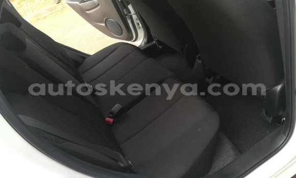 Nunua Ilio tumika Mazda Demio Nyeupe Gari ndani ya Nairobi nchini Nairobi Nunua Ilio tumika Mazda Demio Nyeupe Gari ndani ya Nairobi nchini Nairobi