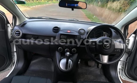 Nunua Ilio tumika Mazda Demio Nyeupe Gari ndani ya Nairobi nchini Nairobi Nunua Ilio tumika Mazda Demio Nyeupe Gari ndani ya Nairobi nchini Nairobi