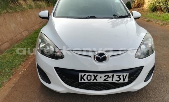 Nunua Ilio tumika Mazda Demio Nyeupe Gari ndani ya Nairobi nchini Nairobi Nunua Ilio tumika Mazda Demio Nyeupe Gari ndani ya Nairobi nchini Nairobi