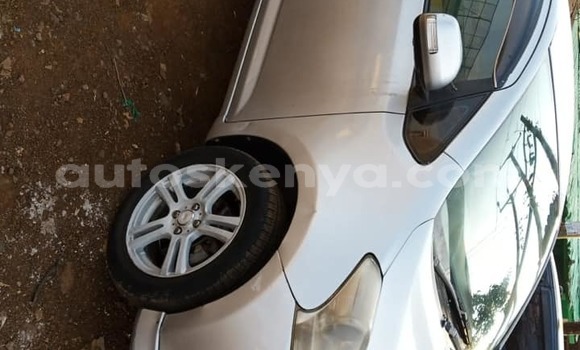 Nunua Ilio tumika Toyota Ractis Fedha Gari ndani ya Nairobi nchini Nairobi Nunua Ilio tumika Toyota Ractis Fedha Gari ndani ya Nairobi nchini Nairobi