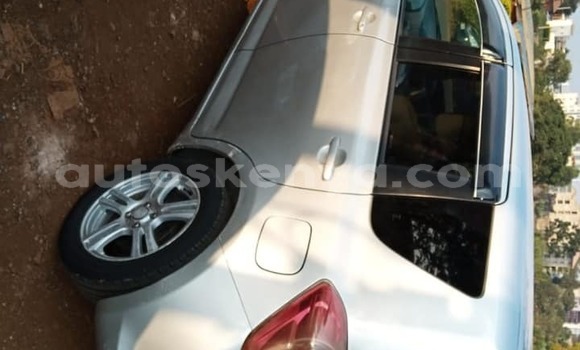 Nunua Ilio tumika Toyota Ractis Fedha Gari ndani ya Nairobi nchini Nairobi Nunua Ilio tumika Toyota Ractis Fedha Gari ndani ya Nairobi nchini Nairobi