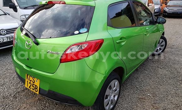 Oofamaa Mazda Demio Green Makiinaa iti Chuka keessatti East Kenya keessatti Oofamaa Mazda Demio Green Makiinaa iti Chuka keessatti East Kenya keessatti