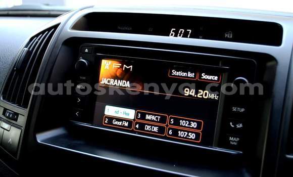 Nunua Ilio tumika Toyota Land Cruiser Nyeupe Gari ndani ya Nairobi nchini Nairobi Nunua Ilio tumika Toyota Land Cruiser Nyeupe Gari ndani ya Nairobi nchini Nairobi