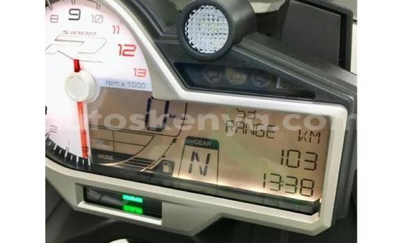 Nunua Ilio tumika BMW S 1000 Nyeusi Bike ndani ya Nairobi nchini Nairobi Nunua Ilio tumika BMW S 1000 Nyeusi Bike ndani ya Nairobi nchini Nairobi