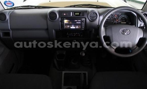 Oofamaa Toyota Land Cruiser Other Makiinaa iti Kandara keessatti Nairobi keessatti Oofamaa Toyota Land Cruiser Other Makiinaa iti Kandara keessatti Nairobi keessatti