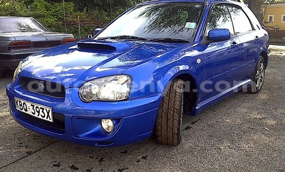 Oofamaa Subaru Impreza Blue Makiinaa iti Chuka keessatti East Kenya keessatti Oofamaa Subaru Impreza Blue Makiinaa iti Chuka keessatti East Kenya keessatti