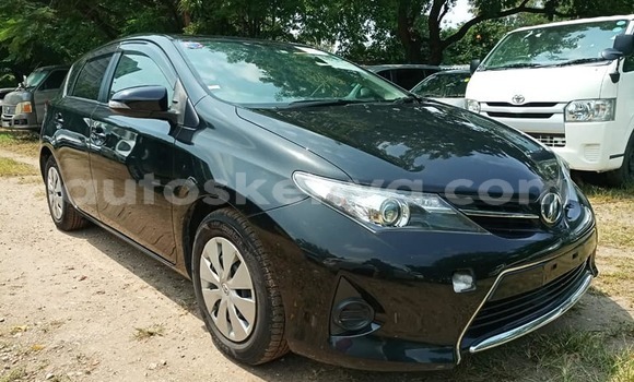 Nunua Ilio tumika Toyota Auris Nyeusi Gari ndani ya Nairobi nchini Nairobi Nunua Ilio tumika Toyota Auris Nyeusi Gari ndani ya Nairobi nchini Nairobi