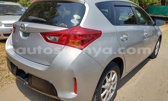 Nunua Ilio tumika Toyota Auris Fedha Gari ndani ya Nairobi nchini Nairobi Nunua Ilio tumika Toyota Auris Fedha Gari ndani ya Nairobi nchini Nairobi