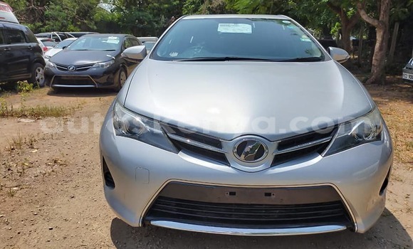 Nunua Ilio tumika Toyota Auris Fedha Gari ndani ya Nairobi nchini Nairobi Nunua Ilio tumika Toyota Auris Fedha Gari ndani ya Nairobi nchini Nairobi