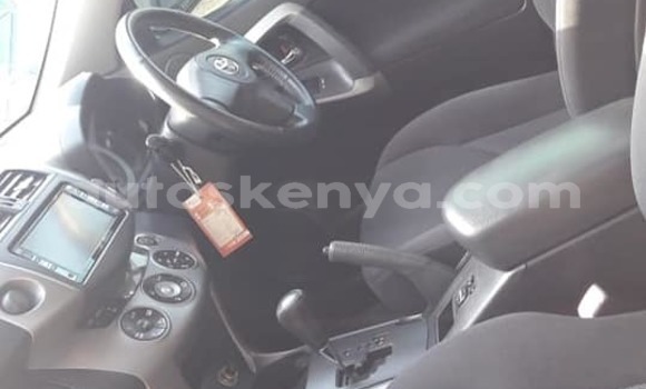 Nunua Ilio tumika Toyota RAV4 Nyeusi Gari ndani ya Nairobi nchini Nairobi Nunua Ilio tumika Toyota RAV4 Nyeusi Gari ndani ya Nairobi nchini Nairobi