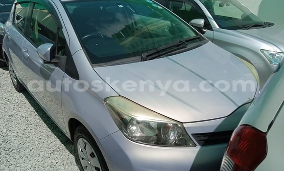 Nunua Ilio tumika Toyota Vitz Fedha Gari ndani ya Nairobi nchini Nairobi Nunua Ilio tumika Toyota Vitz Fedha Gari ndani ya Nairobi nchini Nairobi